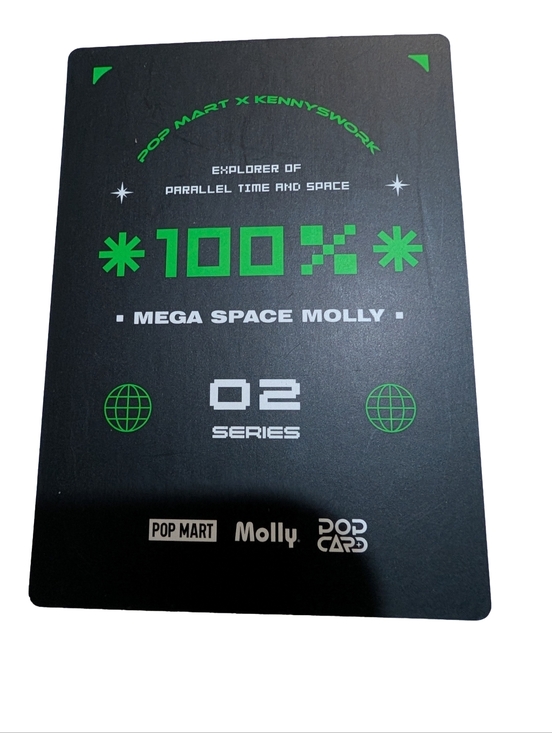Pop Mart Molly MEGA Space Molly 100% Series 2 Heartbeat - Picture 8 of 8